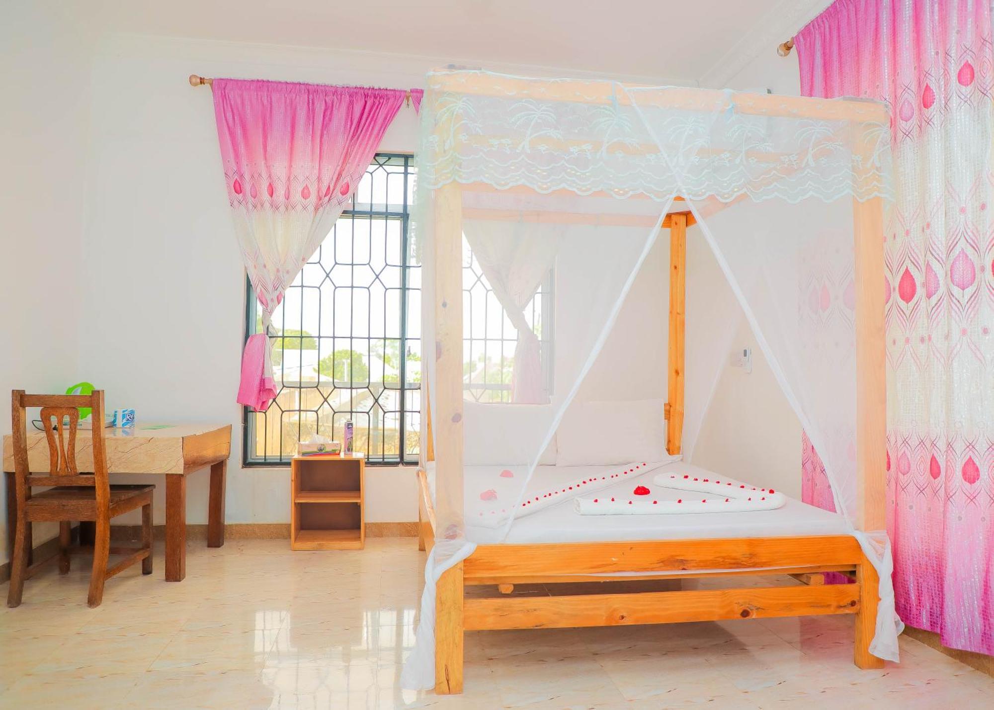 Raha House Bed & Breakfast Nungwi Luaran gambar