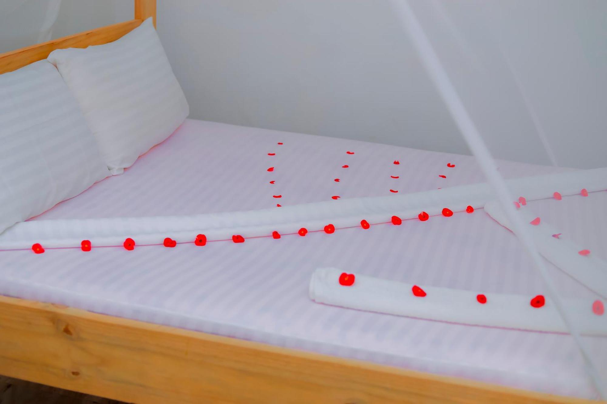 Raha House Bed & Breakfast Nungwi Luaran gambar